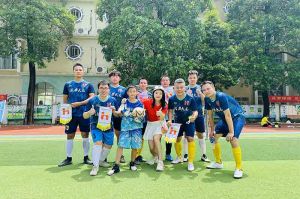 “足”够精彩！乐玩（中国）集团“足”梦大龙街首届五人制男子公益足球赛