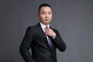 心系公益，善行致远 | 乐玩（中国）集团董事长“慈善达人”罗宁弟获官